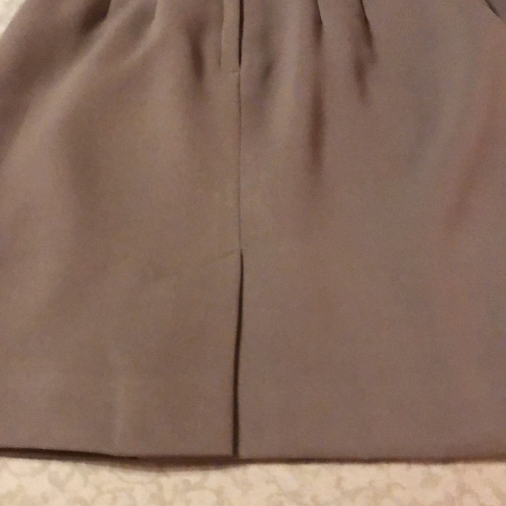 3/20. Ladies suit. Worn a couple of times. - Picture 5 of 5